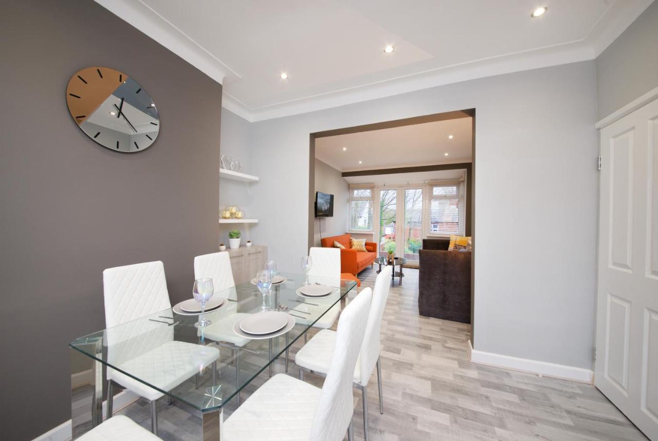 Beautiful Cozy Home With Free Parking Manchester Exterior foto