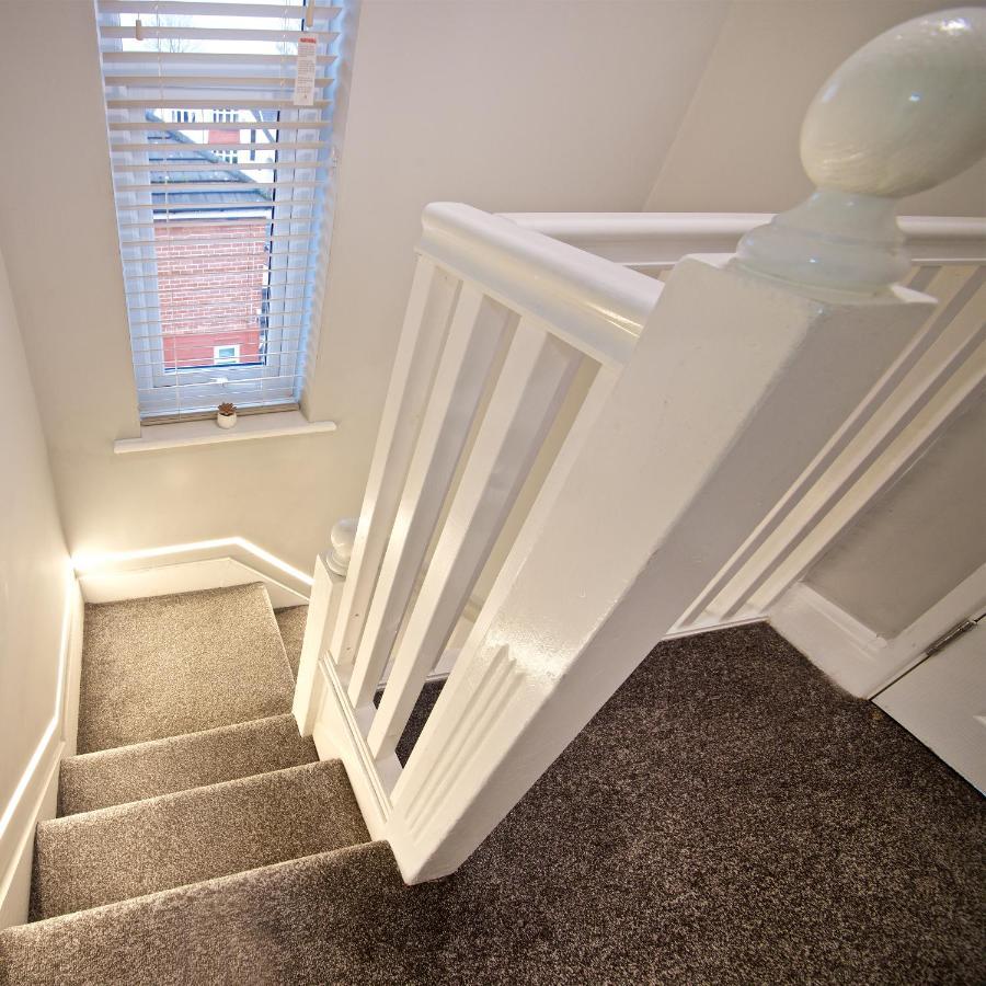 Beautiful Cozy Home With Free Parking Manchester Exterior foto